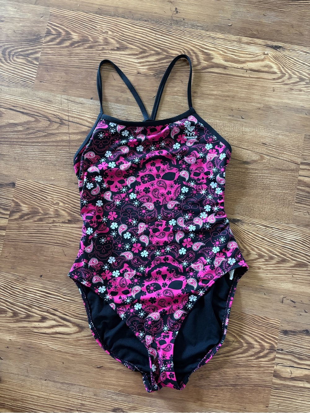 TYR pink black skull paisley rockstar strap back athletic swim suit women’s 38